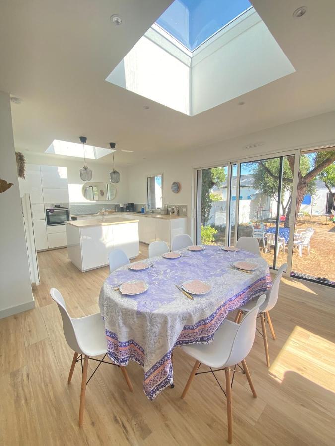 Maison De Famille A Batz Sur Mer Proche Plages Exterior photo